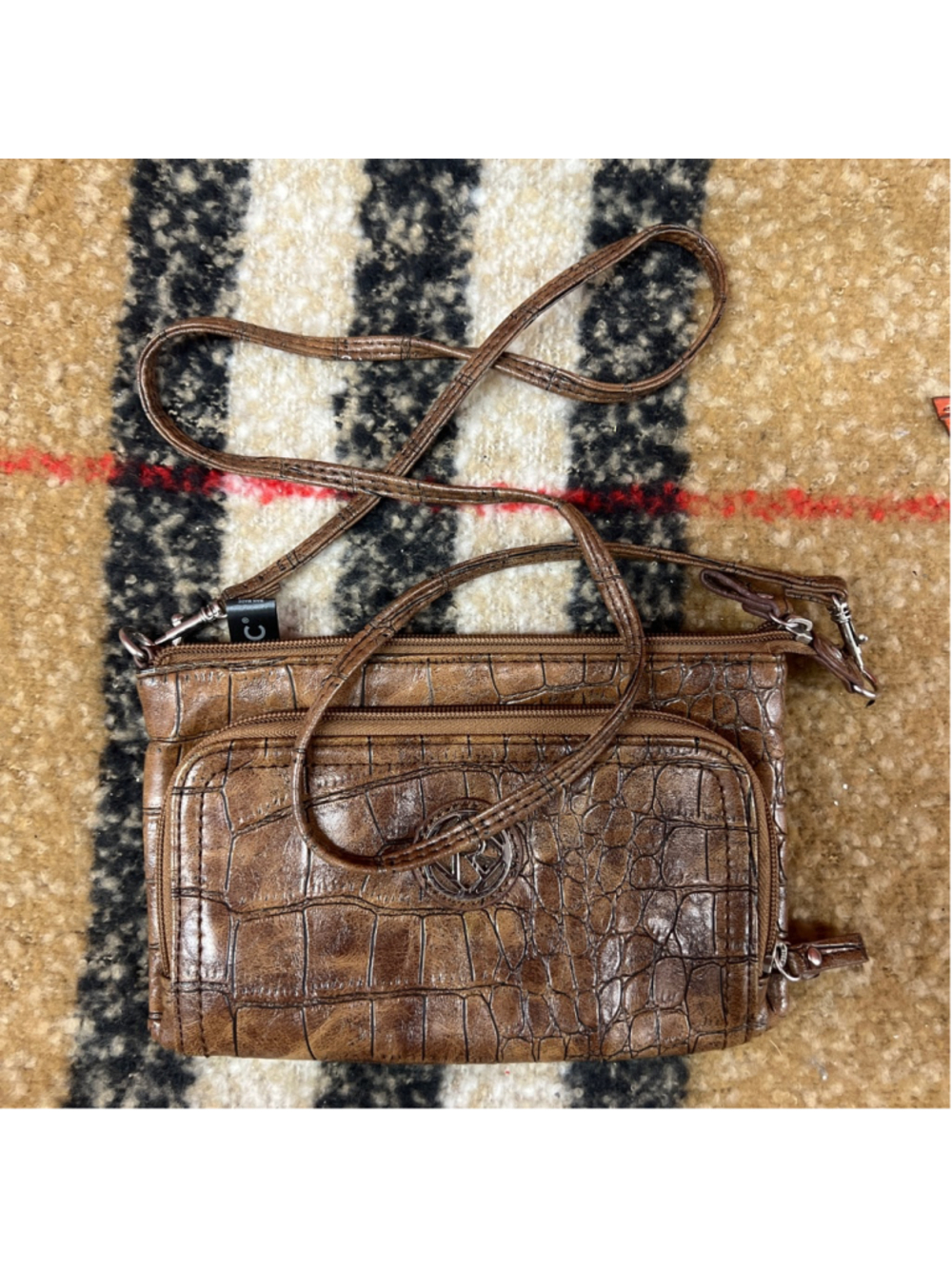 Women's Unbranded Brown Croc Embossed Crossbody Bag One Size